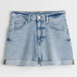 H&M - Mom Ultra High Denim Shorts - Light Blue Denim - Size 6 - NWT